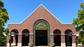 Woodlake Market