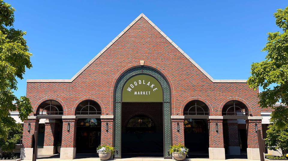 Woodlake Market