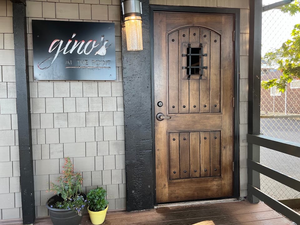 Ginos At The Point