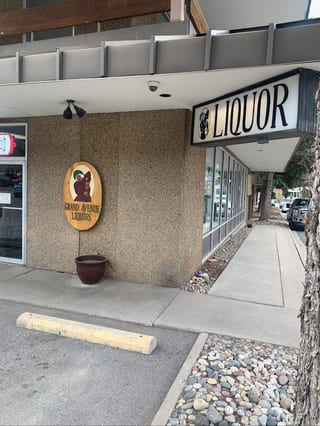 Grand Avenue Liquors