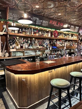 Juke Bar