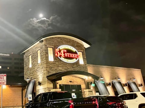54th Street Restaurant & Drafthouse