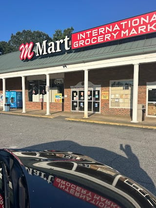 Marathon Food Mart - Montreal Rd