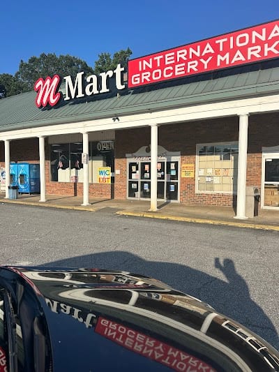 Marathon Food Mart - Montreal Rd