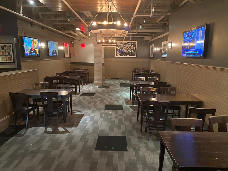 Neighborhood Tavern
