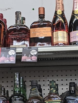 La Loma Liquors
