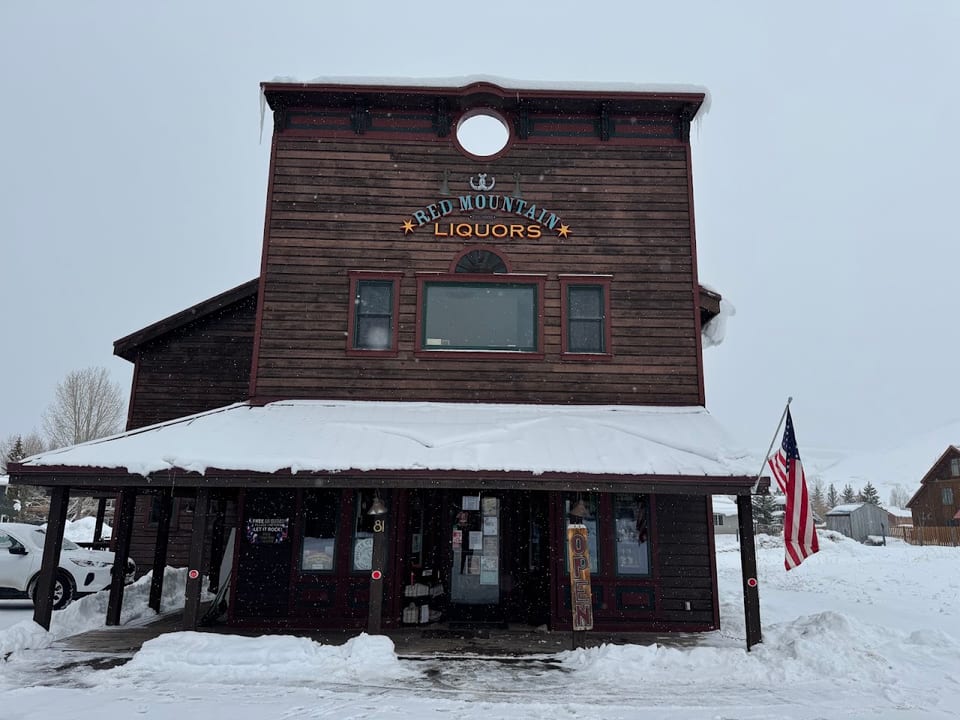 Red Mountain Liquor_2