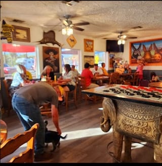 El Guapo Burro Cantina