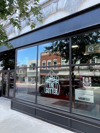 Gutter Bar The