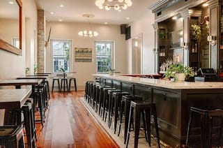 700s American Townhouse