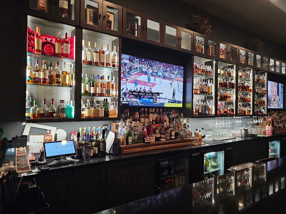 Churchills On Cherry