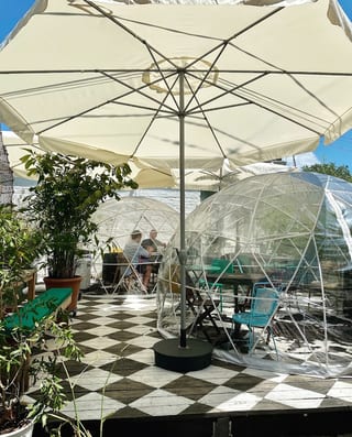 Beauty Shop Restaurant & Lounge