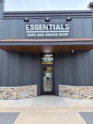 Essentials Bettendorf