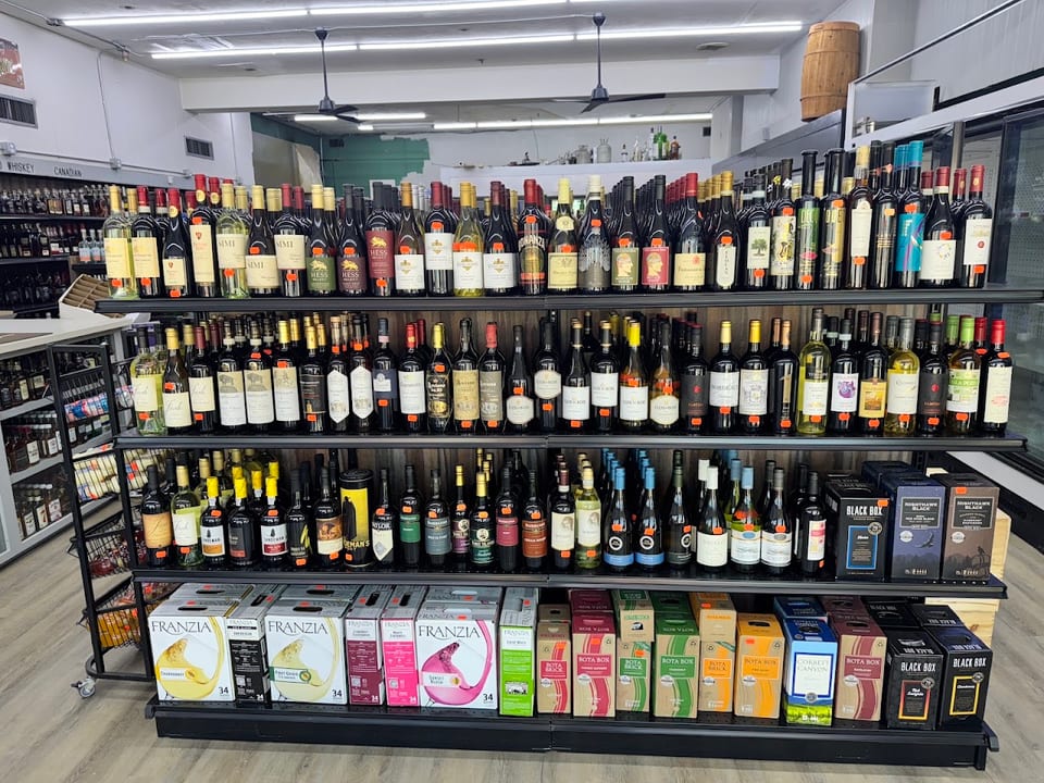 Fairport Harbor Bev & Liq