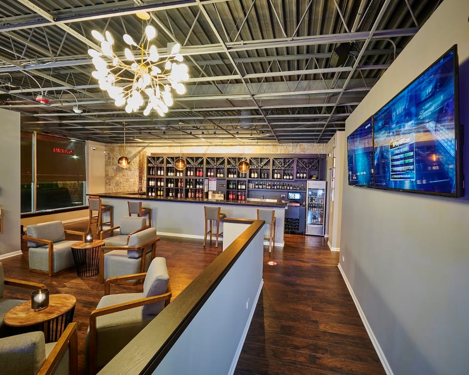 Lauras Wine & Craft Beer