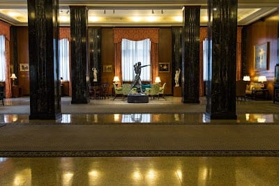 Mo Athletic Club