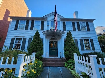 Graduate Club