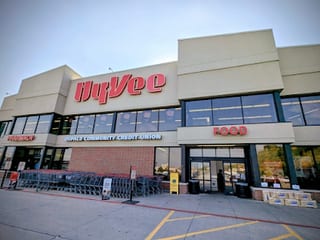 Hy Vee Food Store
