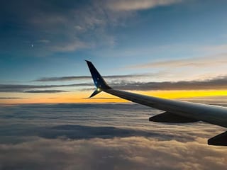 United Flight 946 Lax > Iad