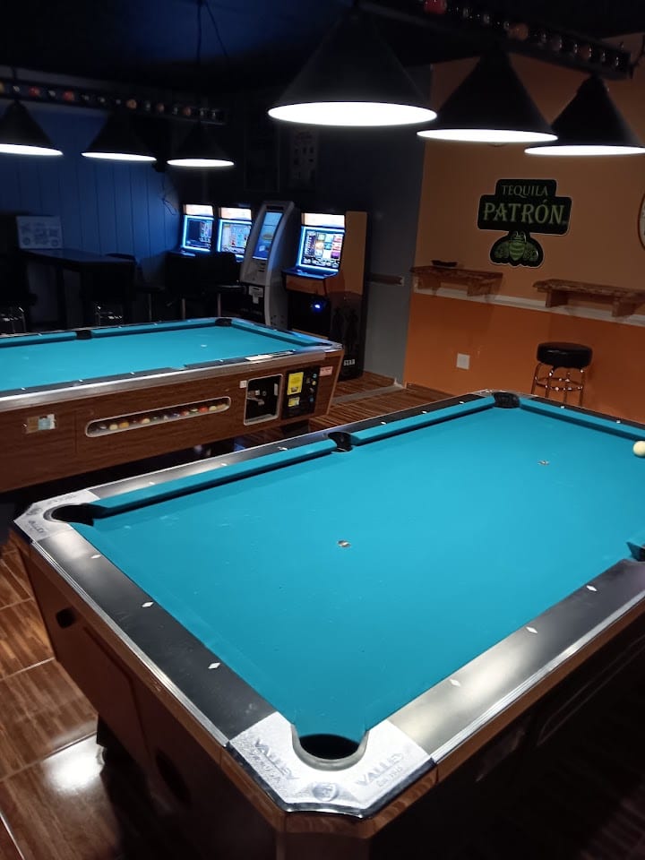 Pecados Shot Bar