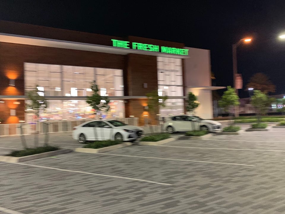 Fresh Market 221 - DORAL