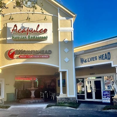Wolves Head Pizza And Wings