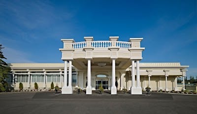 Chateau Louis Hotel & Conference Centre