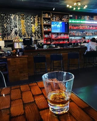 Whiskey Exchange (the)