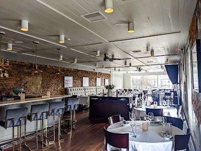 Macs Chophouse