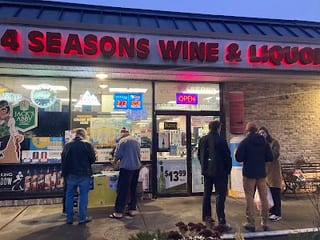 Four Seasons Wines & Liquor