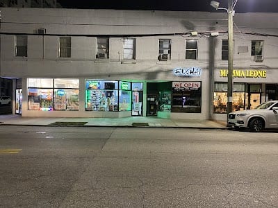 Moallis Smoke Shop