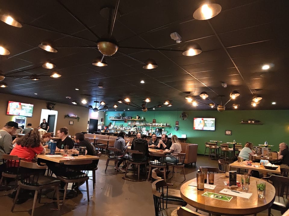 Natural 21 Game Lounge