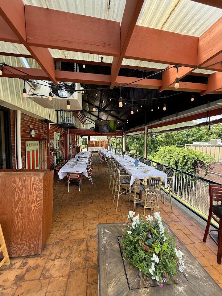Acappella Italian Rest