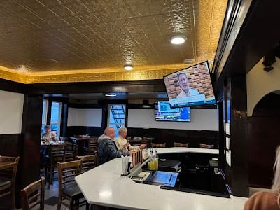 Josies Pub
