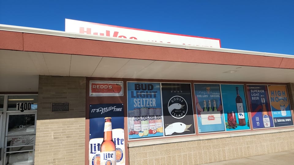 Hy-Vee Wine and Spirits Galesburg