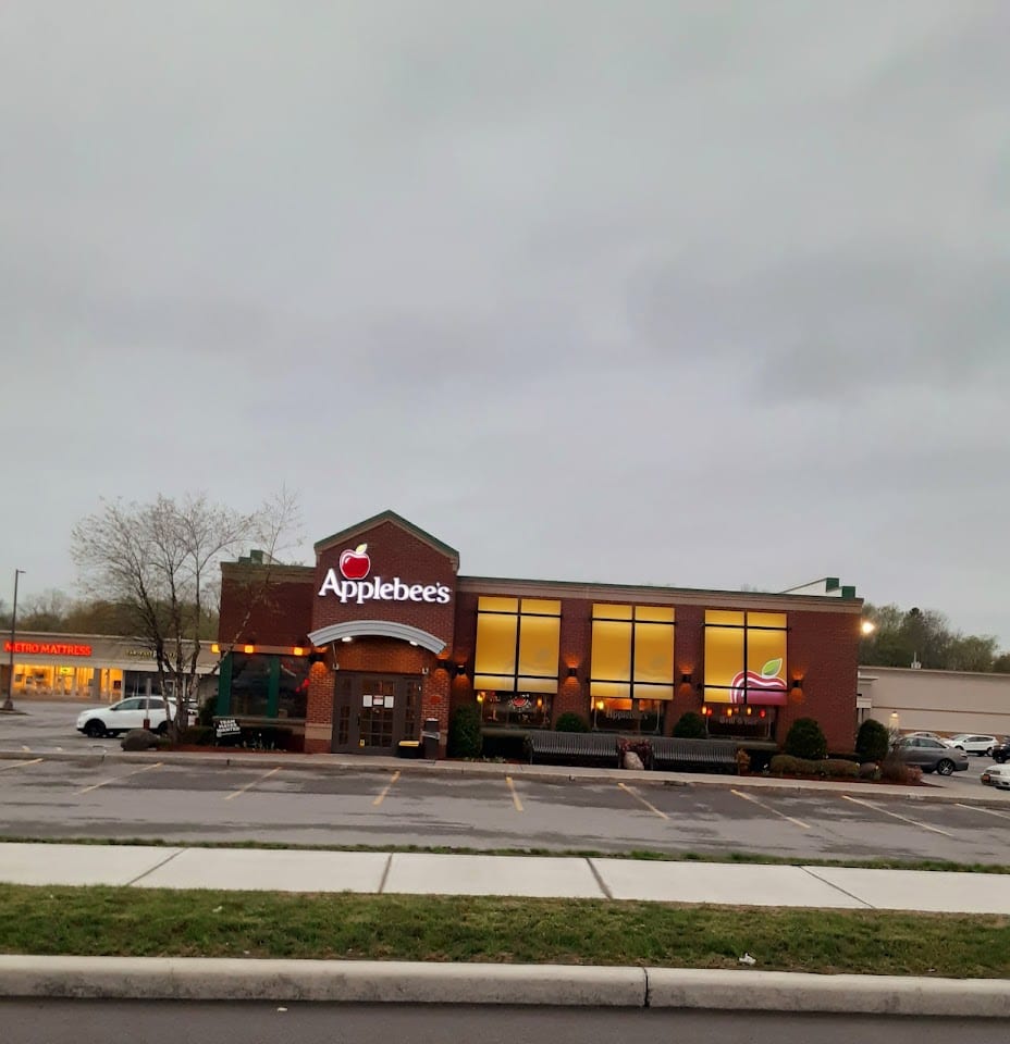 Applebees Neighborhood Grill & Bar