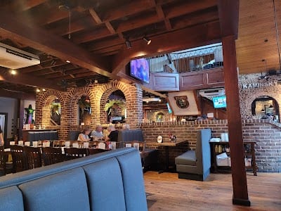 T Bonz Gill & Grill