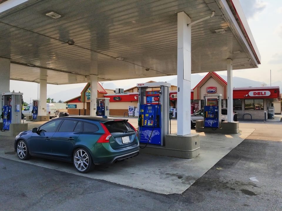 Town Pump #1233
