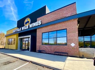 Buffalo Wild Wings Gril #3836
