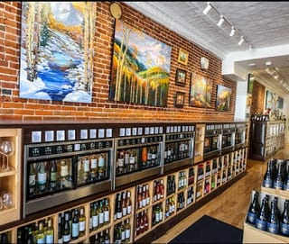 2 Roots Art & Wine