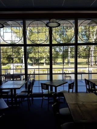 Smiths Boathouse Restaurant