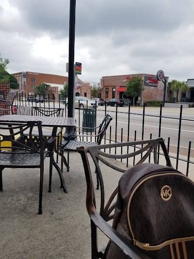 Buffalo Wild Wings Grill & Bar