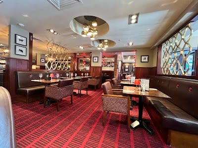 Miller & Carter - Leeds Light