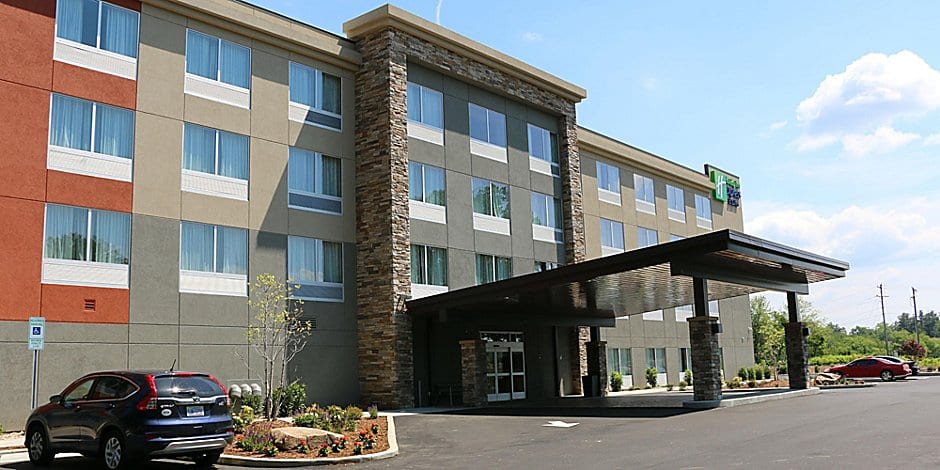 Holiday Inn Express Flat Rock