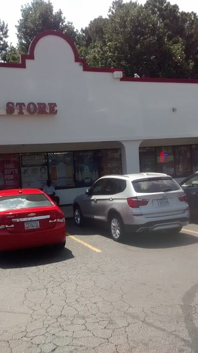 C & R Liquor Store