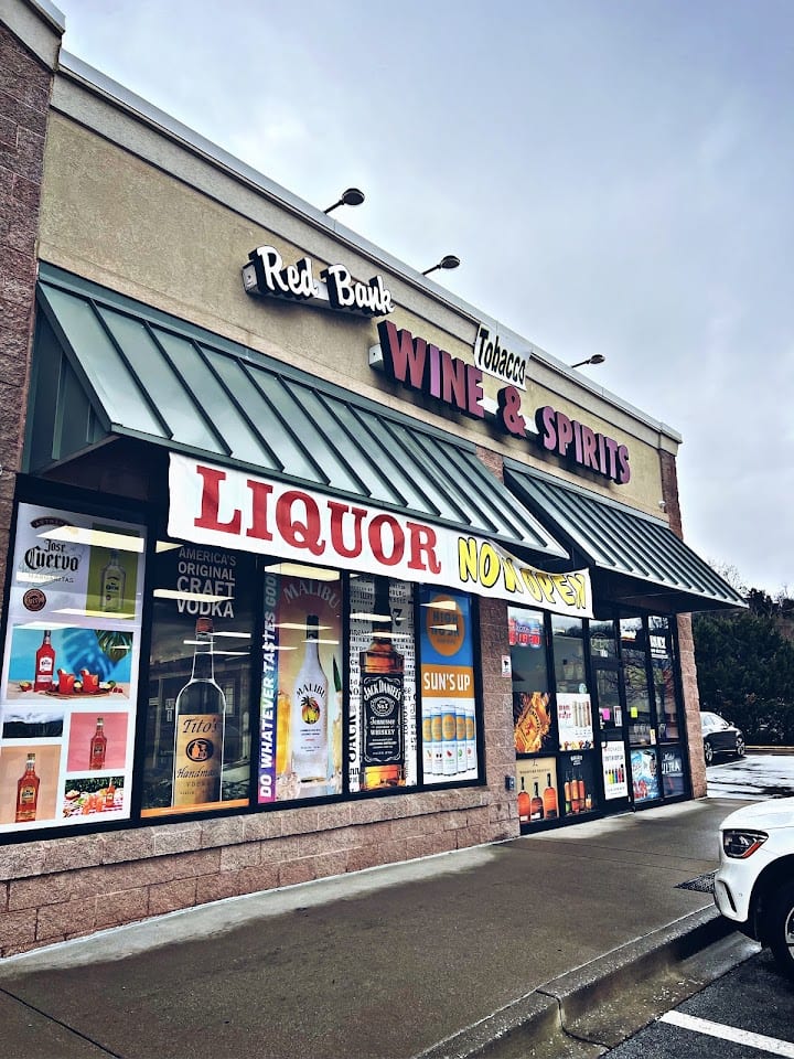 Redbank Tobacco Wine & Spirits