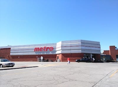 Metro Eglinton Square