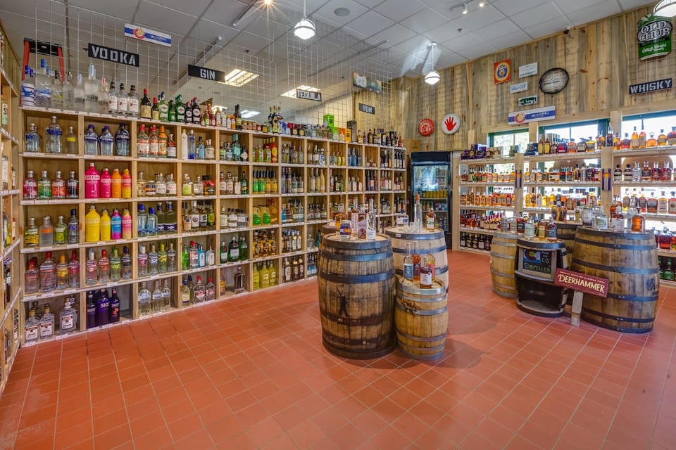 Locals Liquor