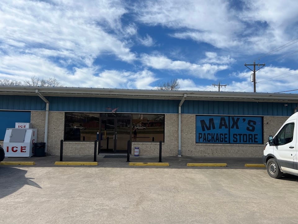 Max's Package Store
