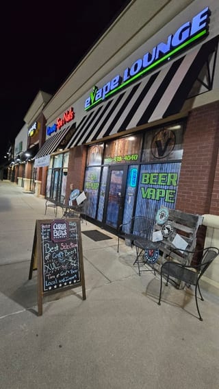 Evape Lounge